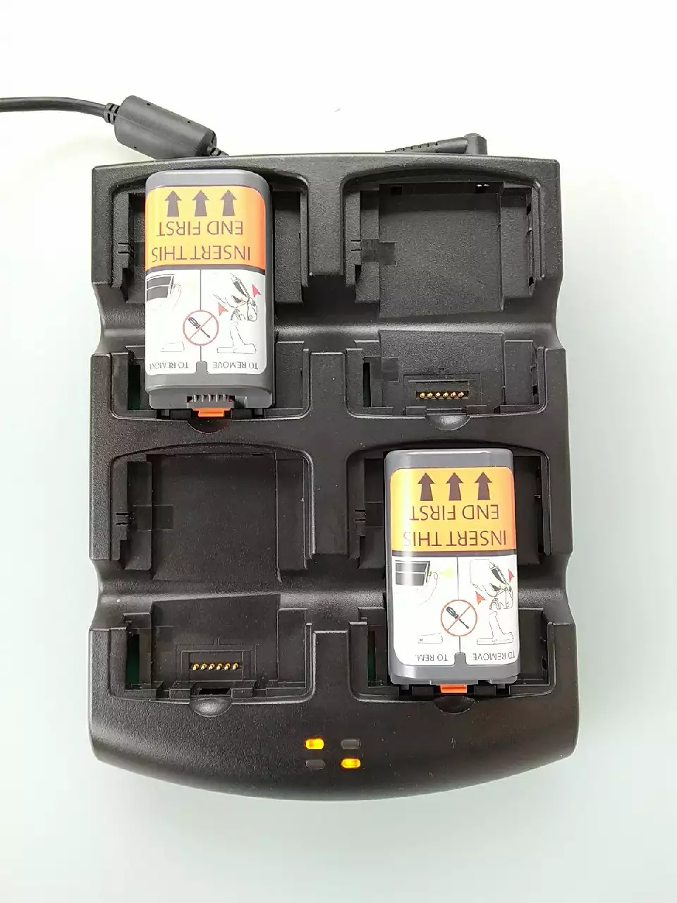 Изображения 4 слотовая зарядка для аккумуляторов mc3190mc3090 SAC7X00